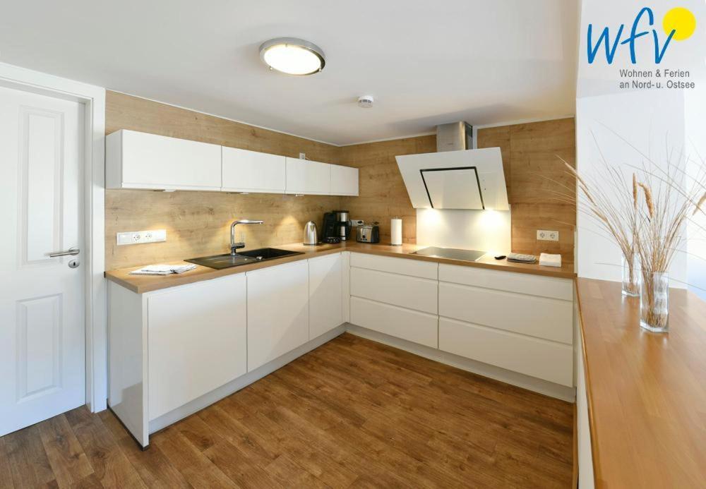 Landhaus Ostduene Ferienwohnung Duenenmulde Juist Buitenkant foto